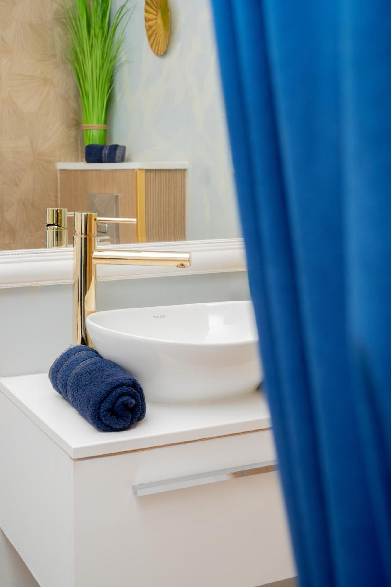 Gold Apartments Centrum تشينستوخوفا المظهر الخارجي الصورة